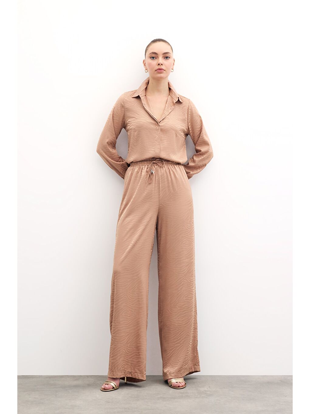 Kahverengi Zebra Desenli Salaş Pantolon - Camel-2