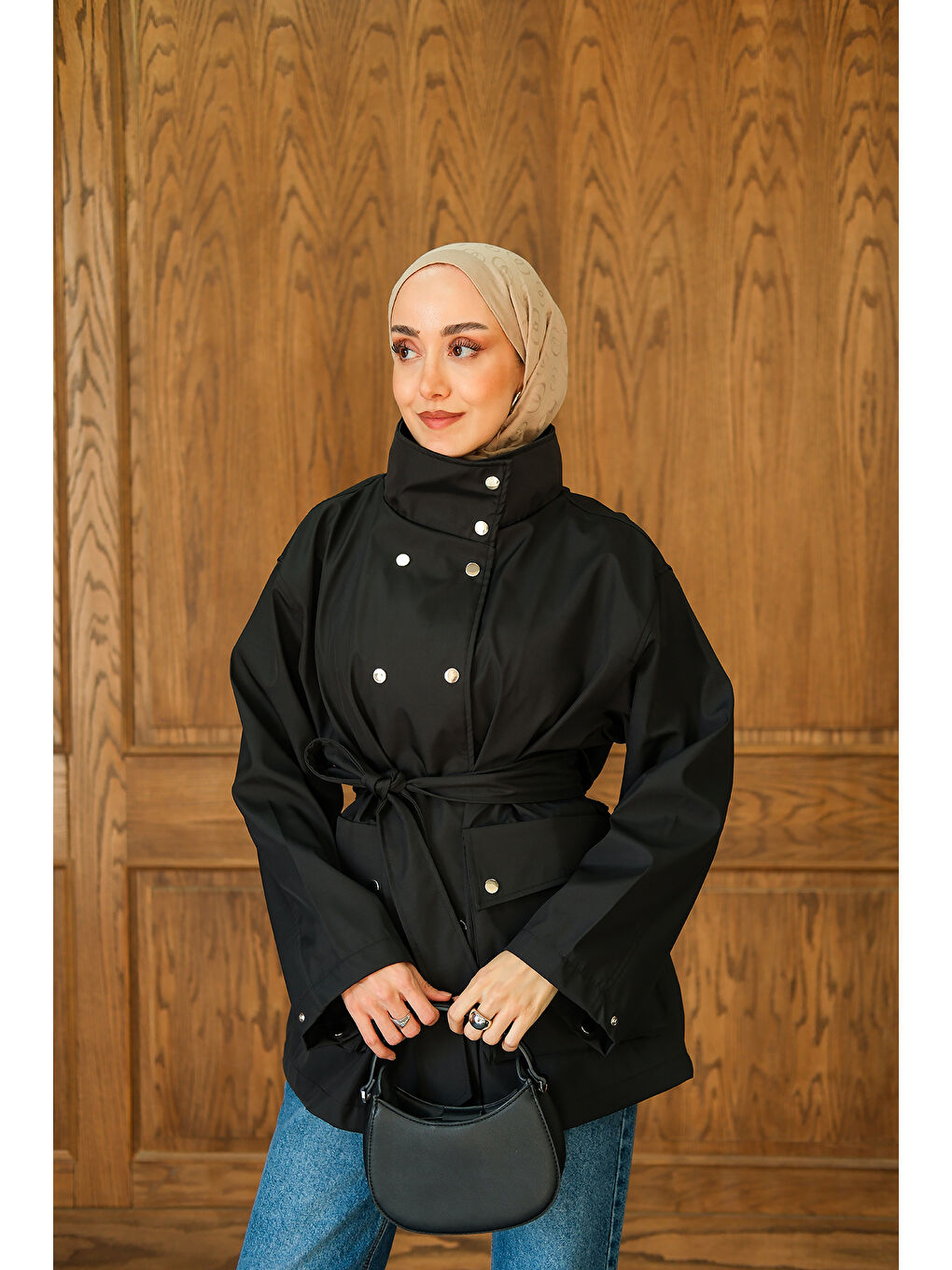 Kadın Deri Görünümlü Kısa Trenç Siyah-2