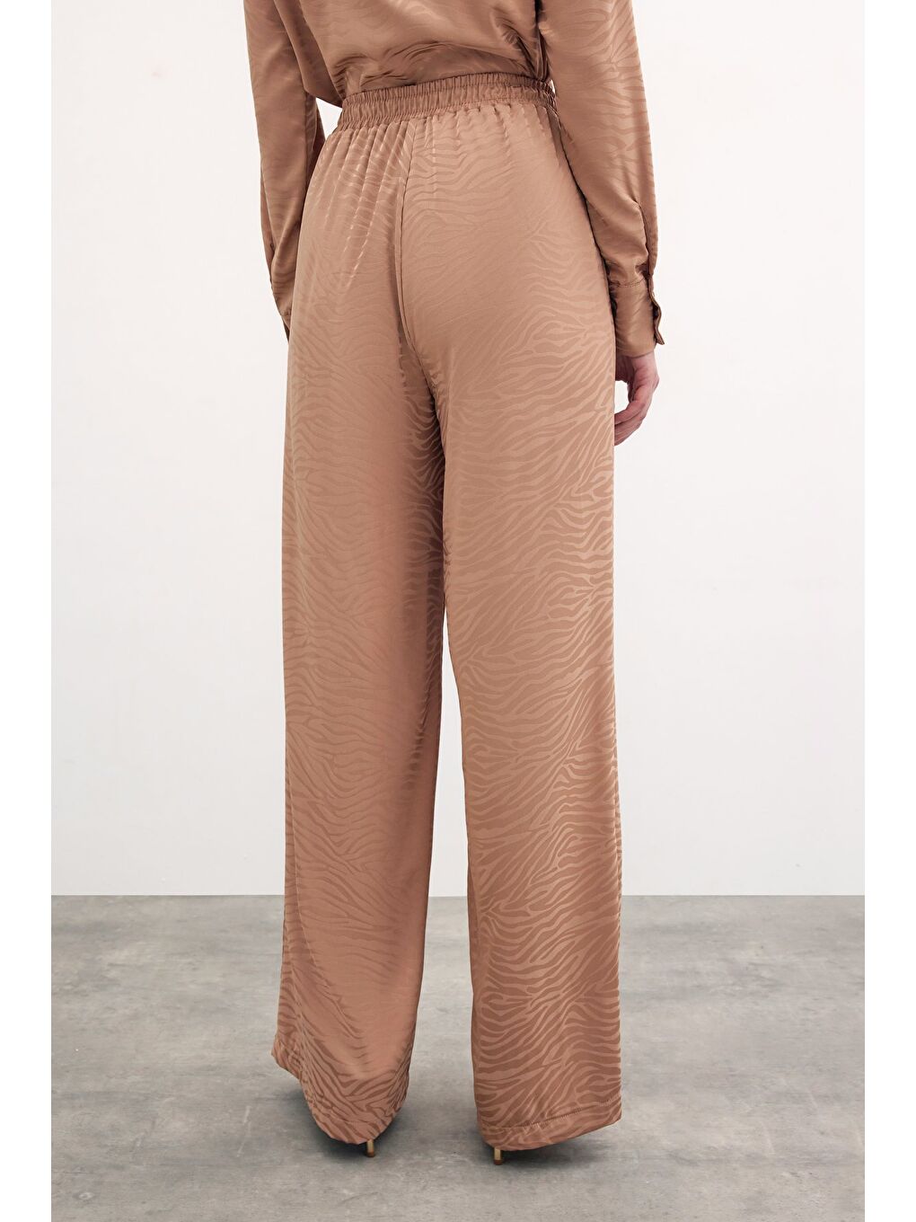 Kahverengi Zebra Desenli Salaş Pantolon - Camel-6