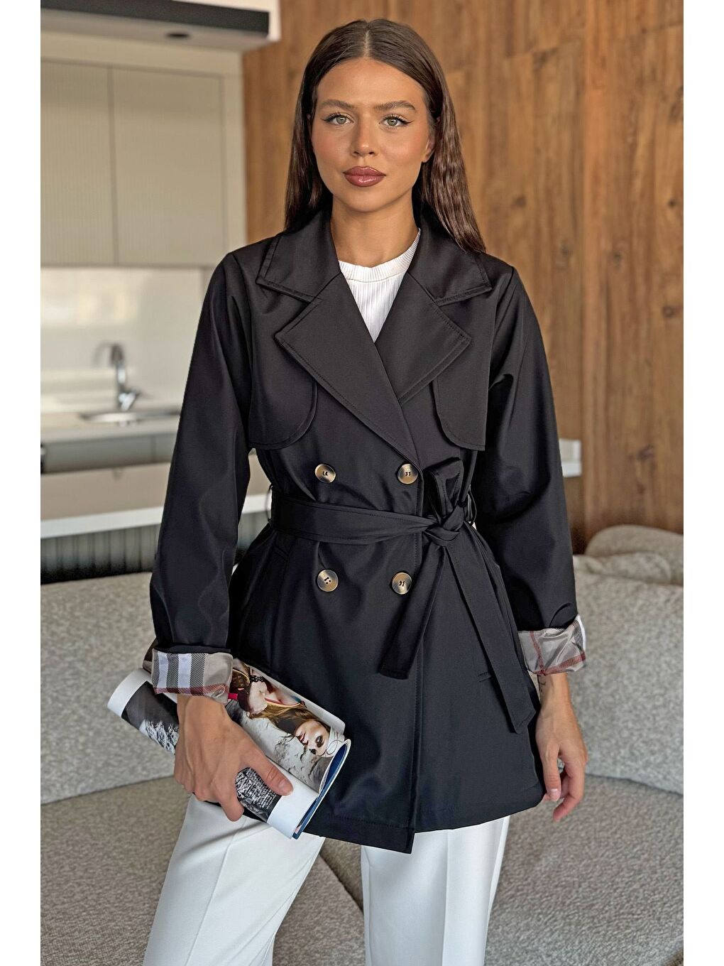 Siyah Kadın Ön Düğmeli Bel Kuşaklı Trençkot-1