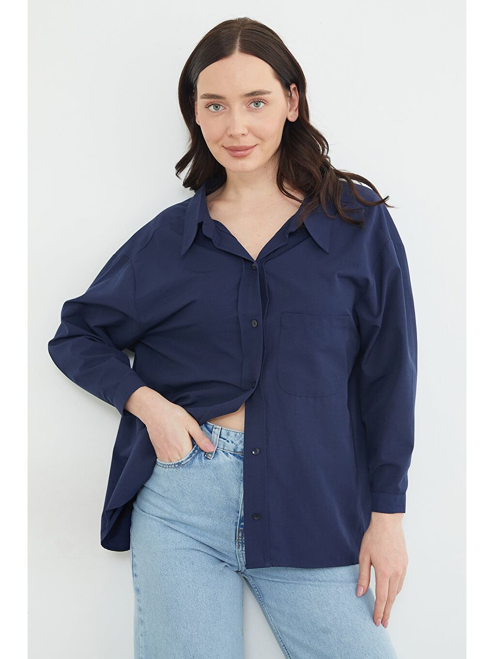 Lacivert Basic Tek Cepli Oversize Gömlek