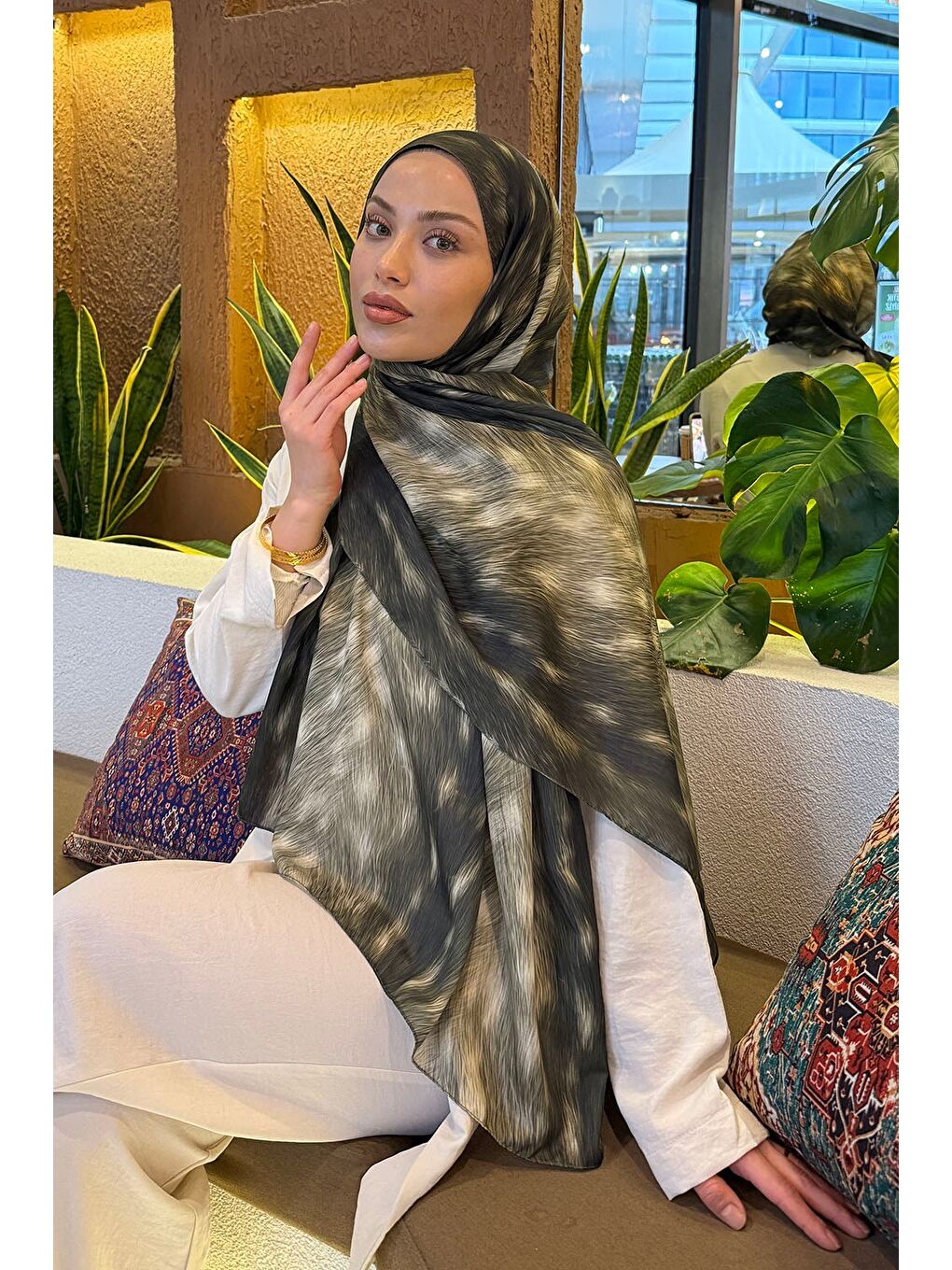 Ceylan Desen Soft Şal Haki-1