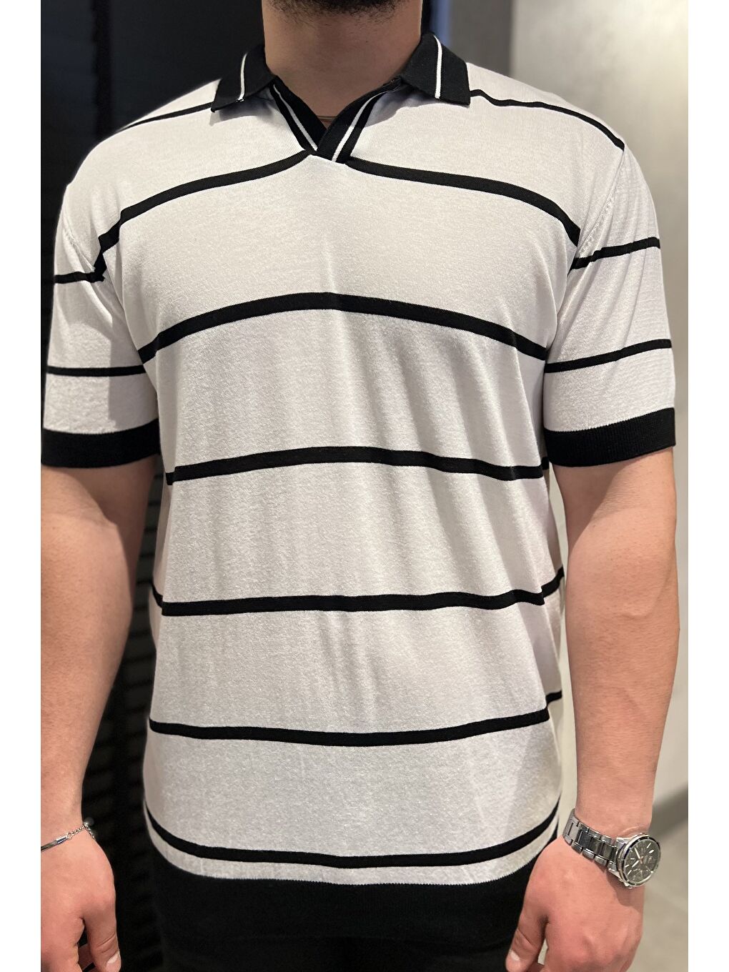 Beyaz Erkek Polo Yaka Çizgi Desenli Triko Tişört-3