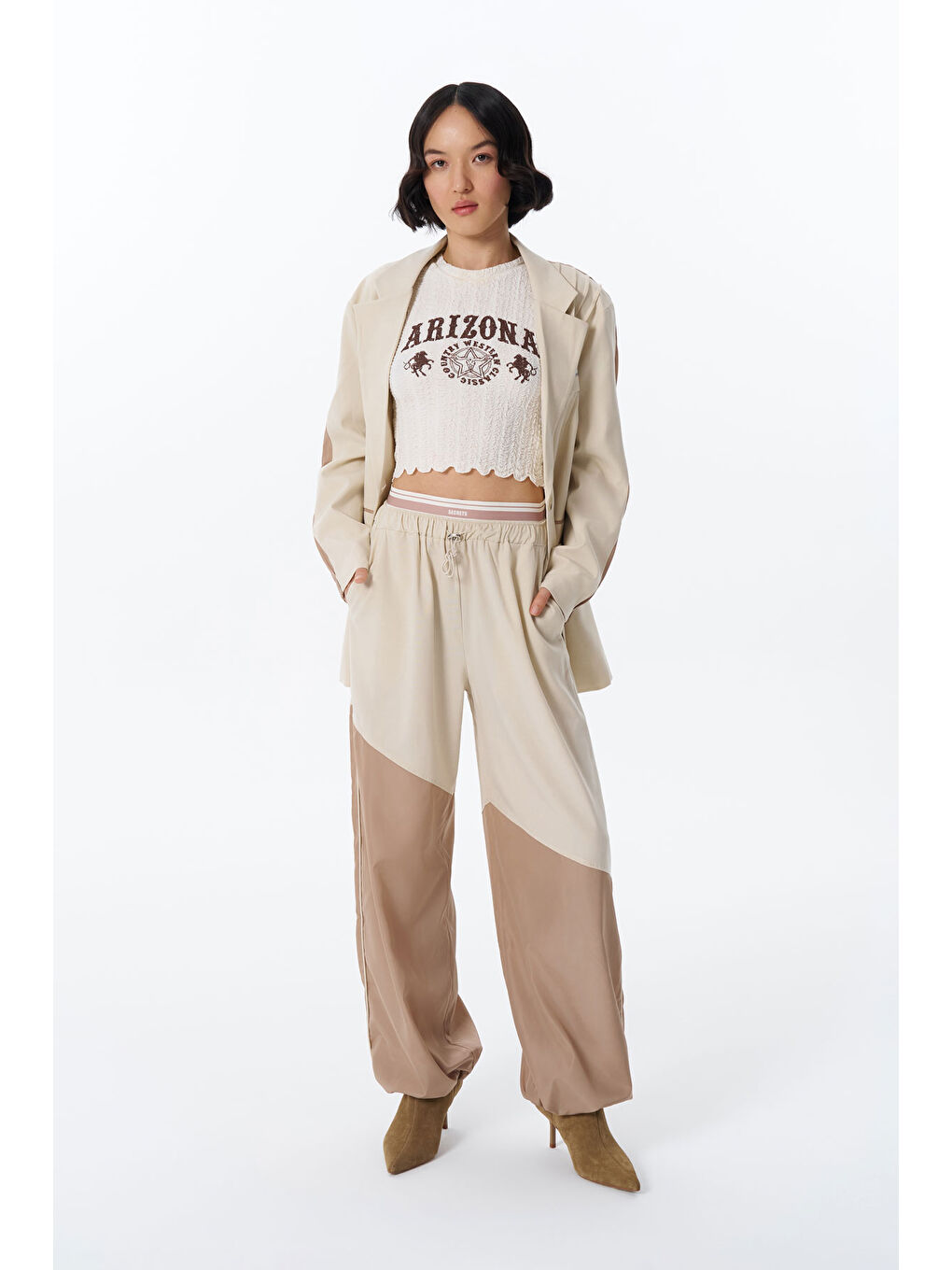 Renk Bloklu Beli Lastikli Geniş Paça Pantolon Bej