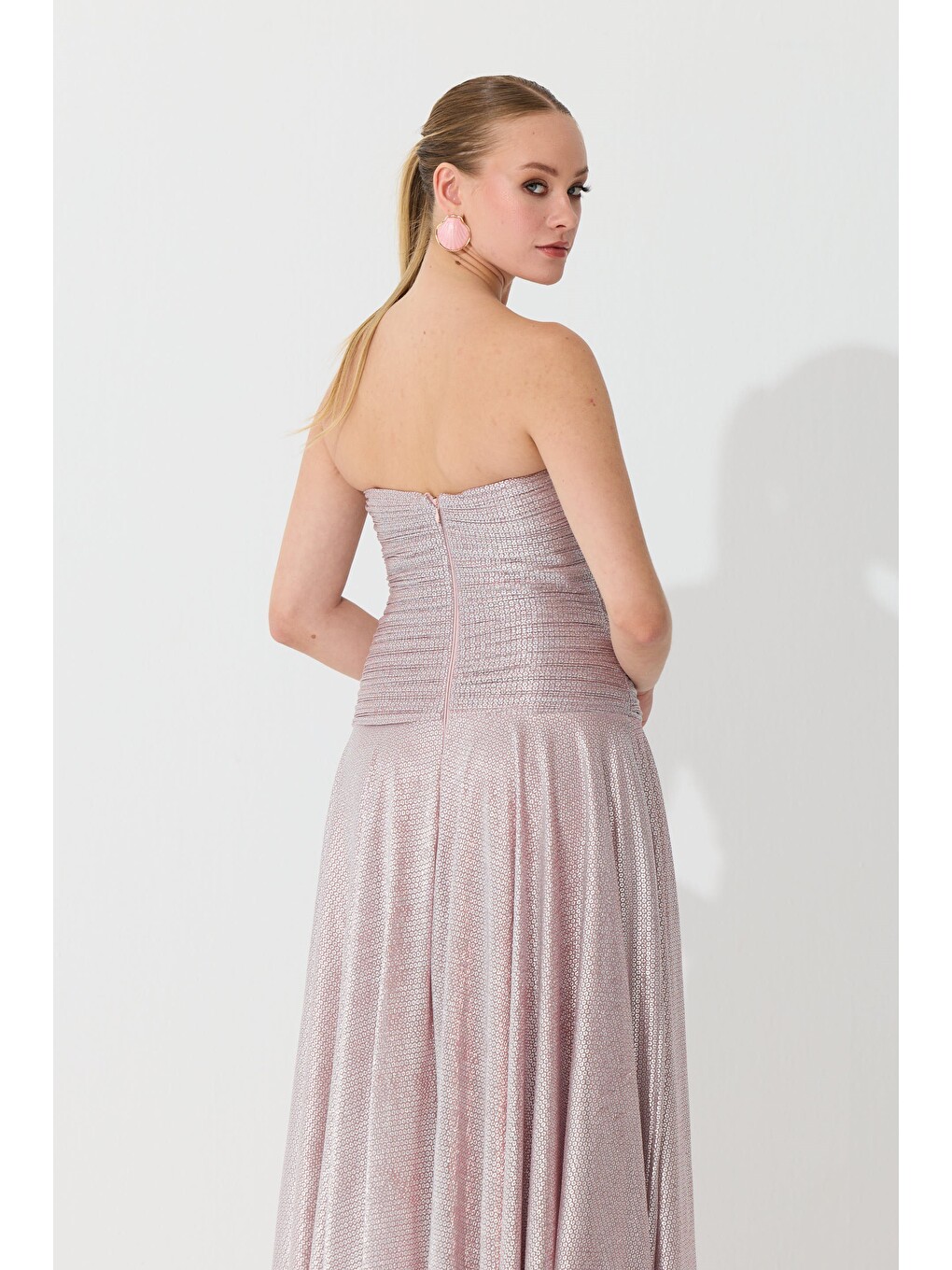 Pembe Pudra Straplez Simli Örme Abiye Elbise-5