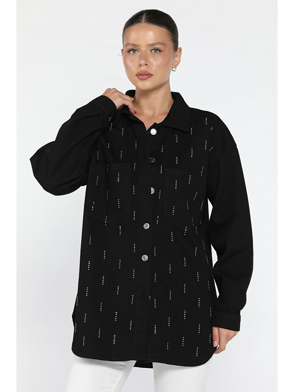 Siyah Kadın Çift Cepli Taş İşlemeli Jean Ceket