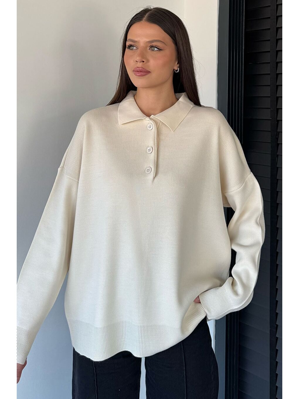 Ekru Kadın Yarım Düğmeli Triko Kazak-1