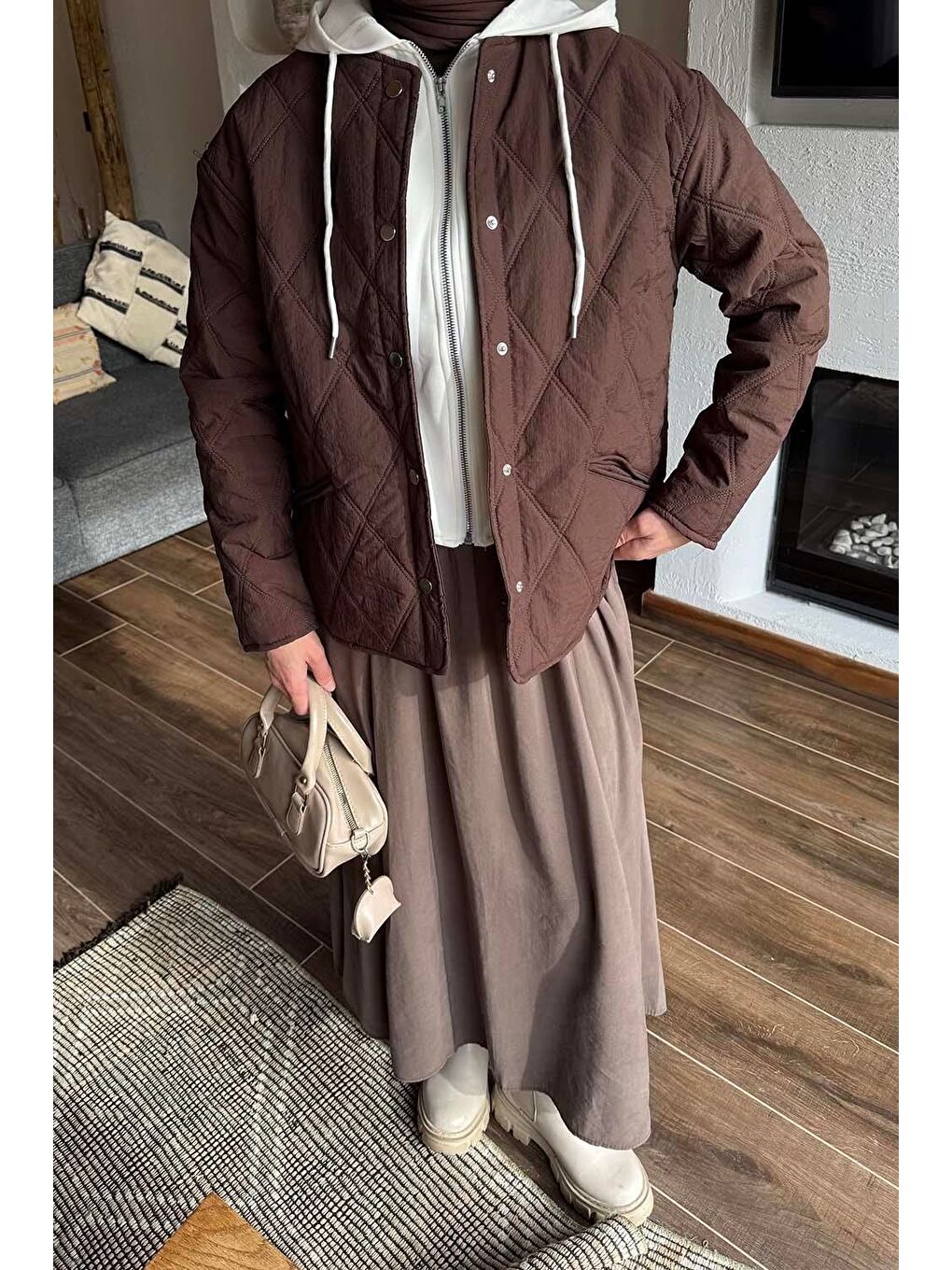 Kapüşonlu Kapitone Mont Kahverengi