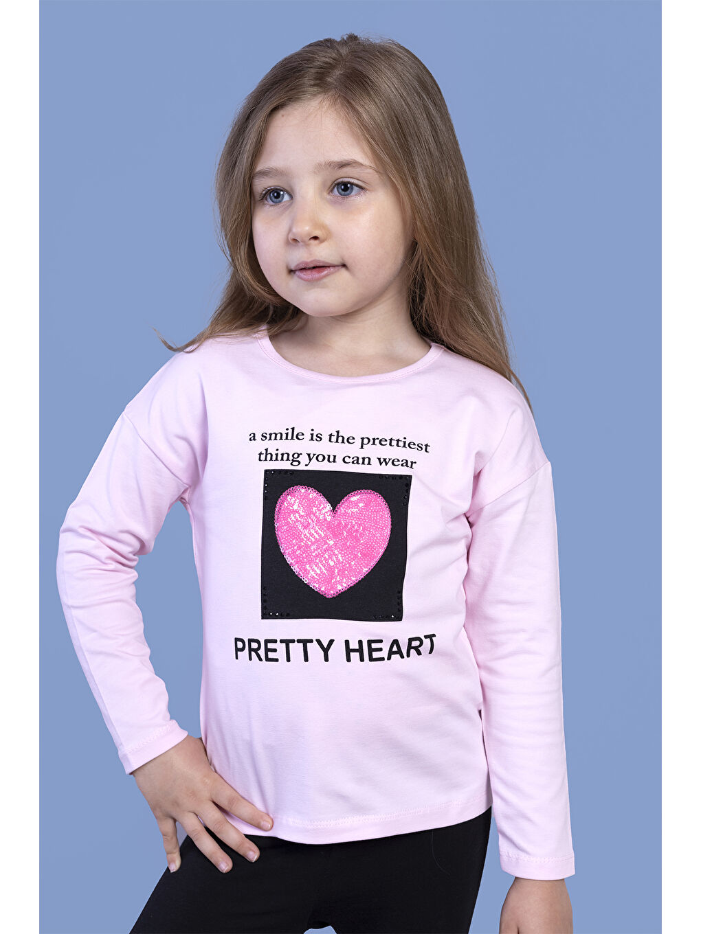 Pembe Kız Çocuk Pul İşlemeli Baskılı Tişört