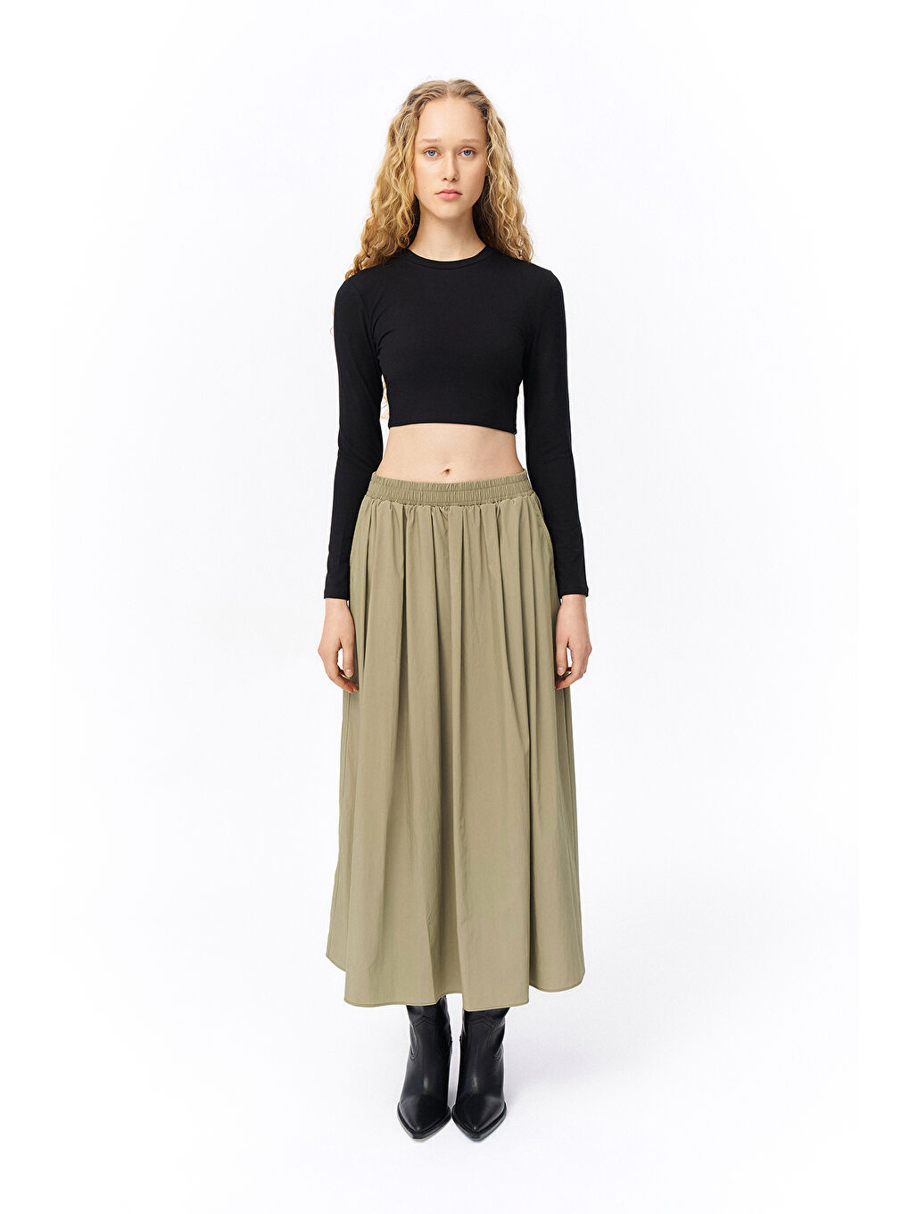 Bisiklet Yaka Uzun Kol Basic Crop Tişört Siyah-3