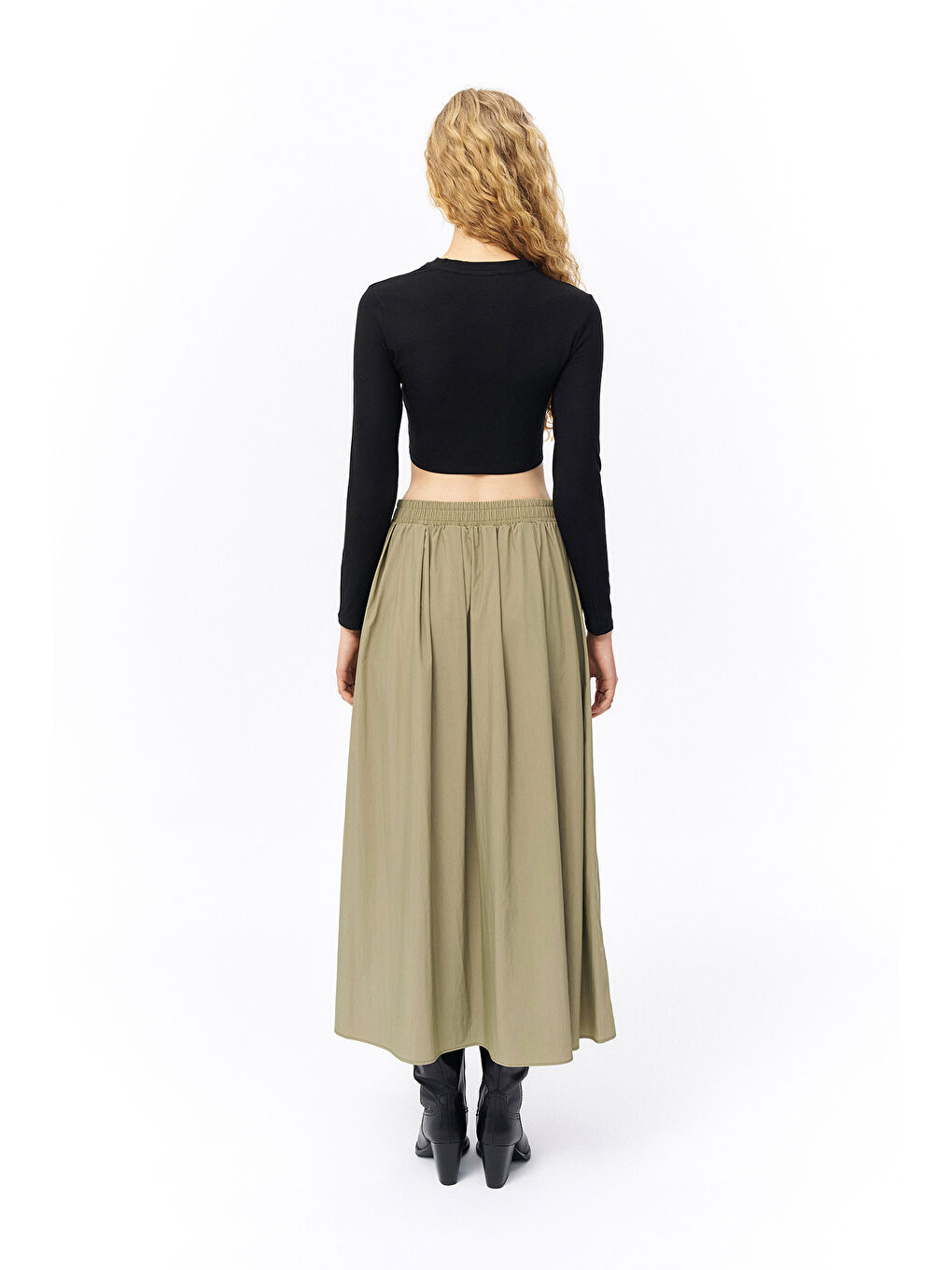 Bisiklet Yaka Uzun Kol Basic Crop Tişört Siyah-4