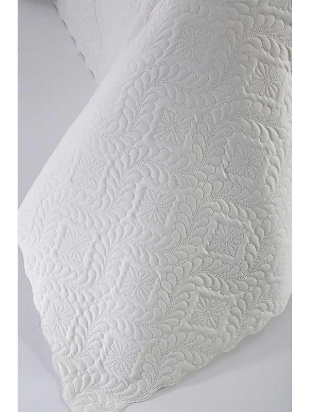 Ekru Ultrasonik Kapitoneli Elite Tek Kişilik Yatak Örtüsü Krem-4