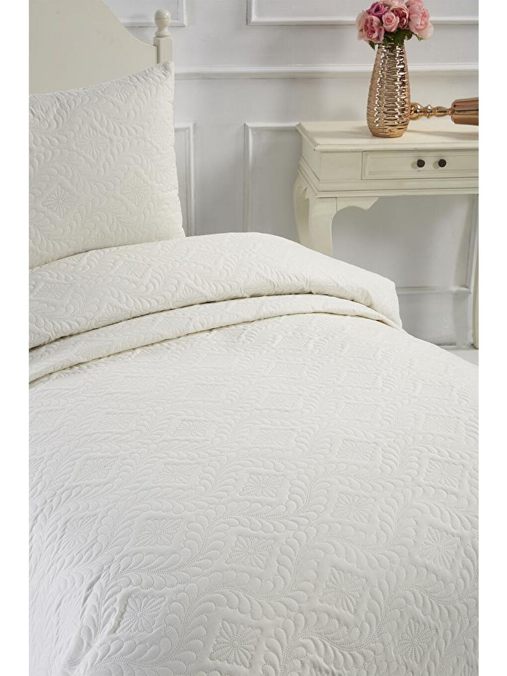 Ekru Ultrasonik Kapitoneli Elite Tek Kişilik Yatak Örtüsü Krem-5