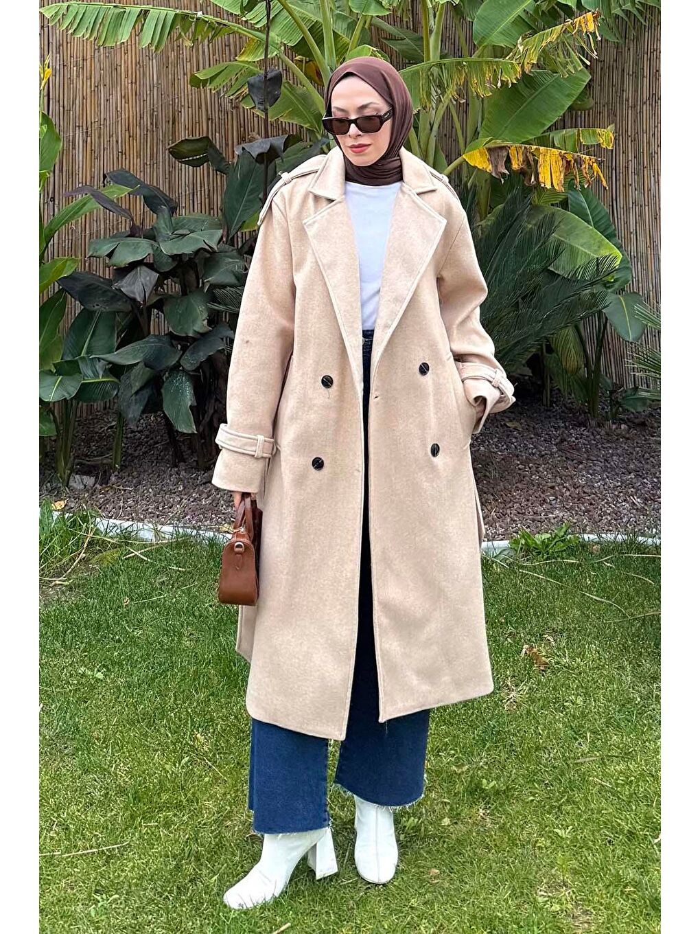 Kahverengi Bağlama Detaylı Kaşe Kaban Sütlü Kahve