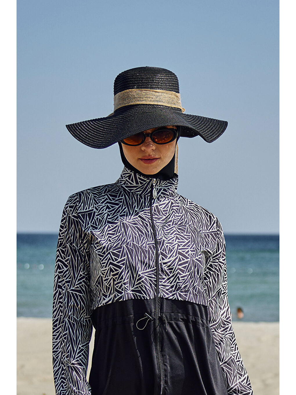 Keten Kurdele Detaylı Hasır Şapka Siyah RŞ-106-4