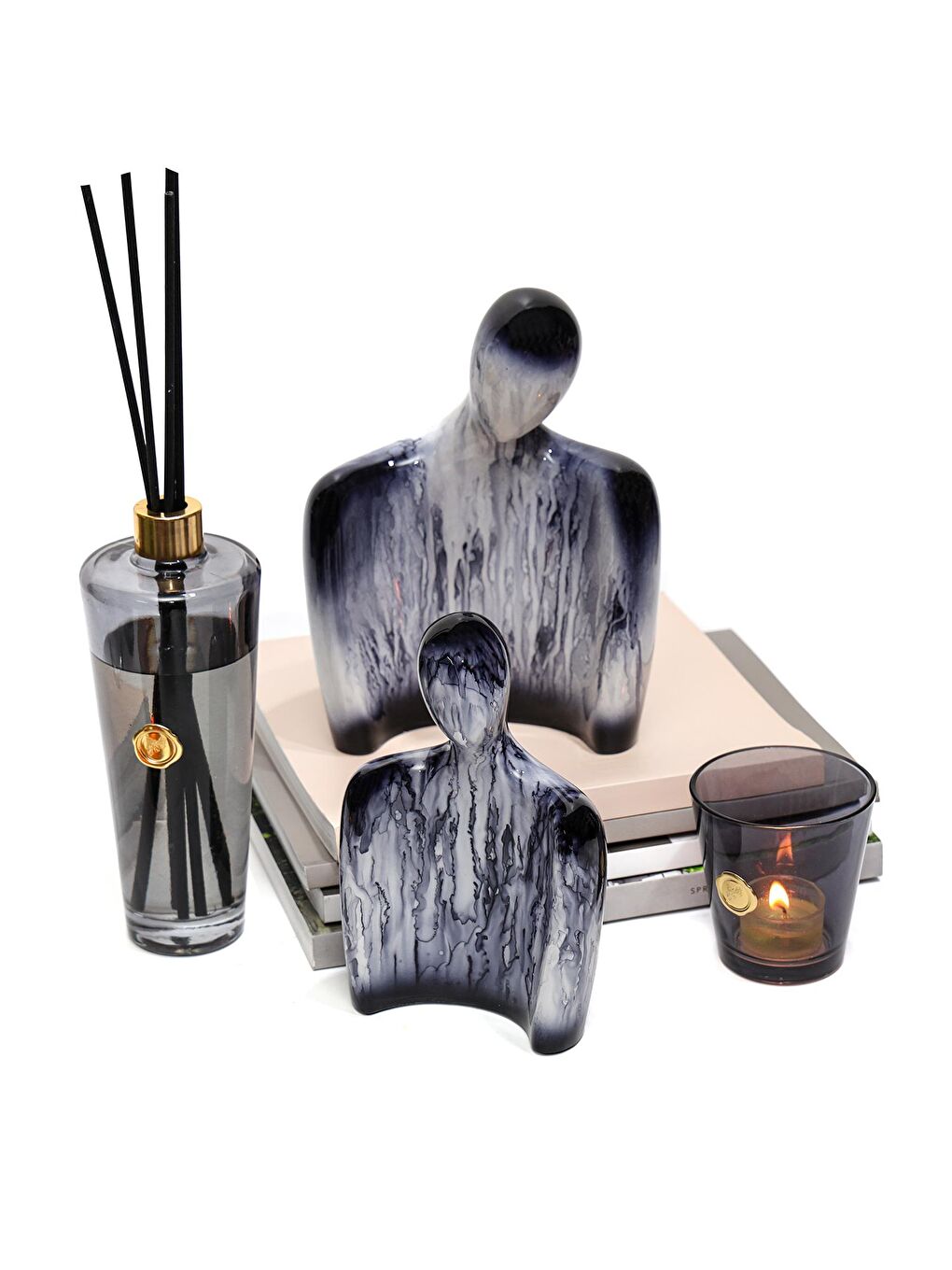 Siyah Arun Heykel-Karanlıkta Akış (19 cm)-2