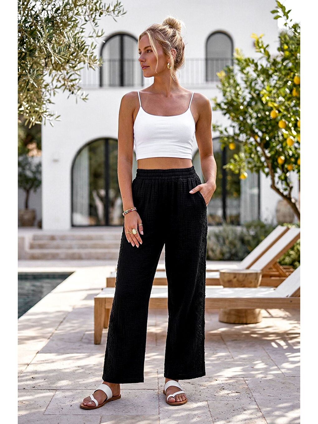 Siyah Cepli Yanları Dantelli Lastikli Bel Casual Müslin Dokuma Pantolon 92 60-2