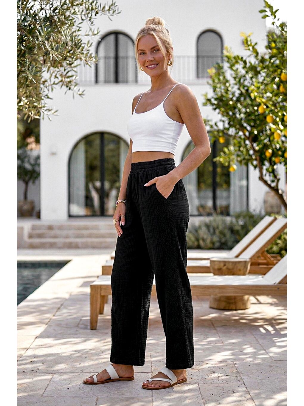 Siyah Cepli Yanları Dantelli Lastikli Bel Casual Müslin Dokuma Pantolon 92 60-3