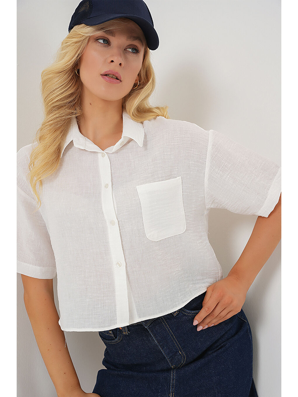 Kadın Kısa Kol Crop Gömlek 20341 - Beyaz-2