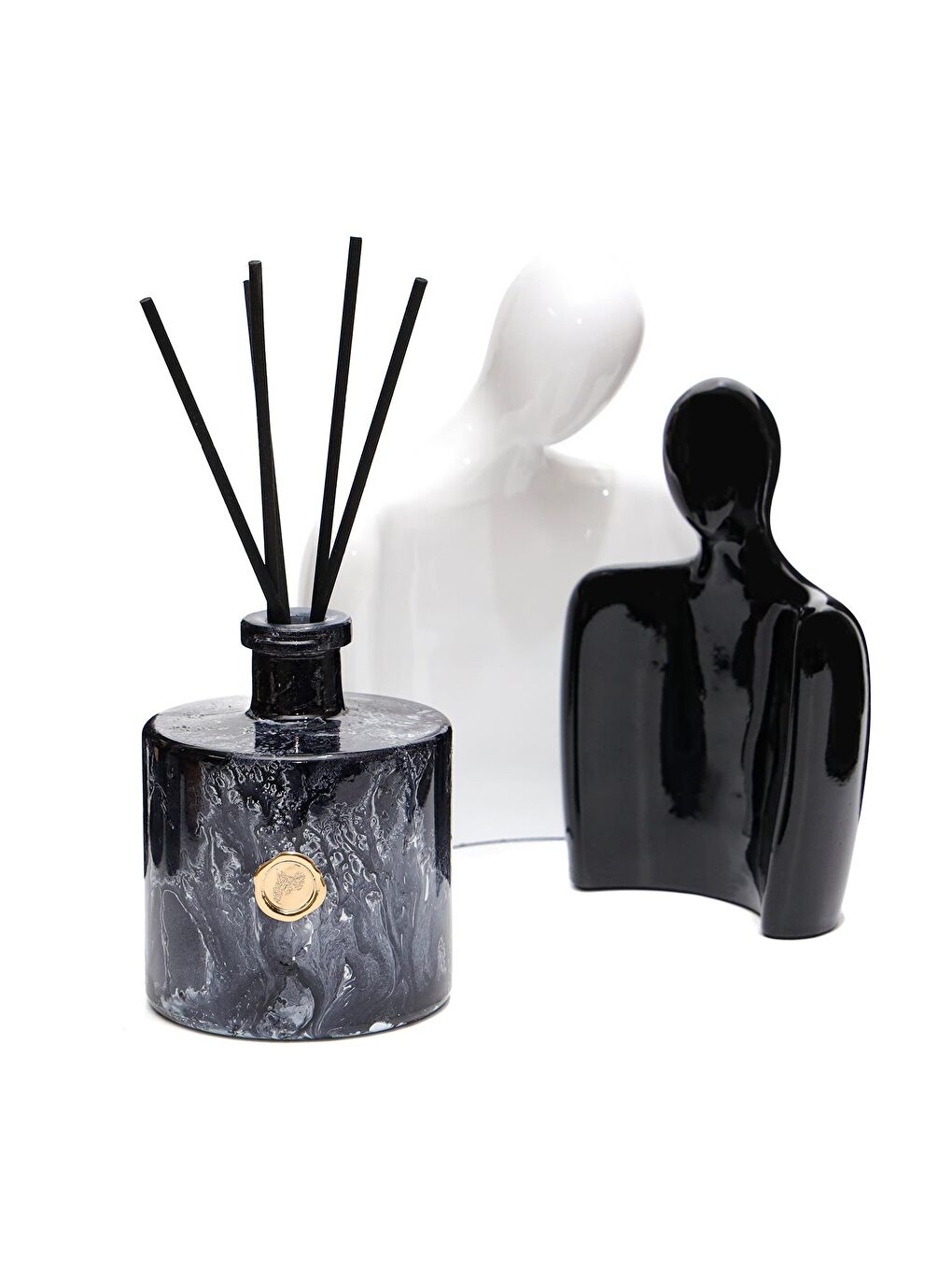 Arun Heykel- Siyahın Asaleti (19 cm)-1