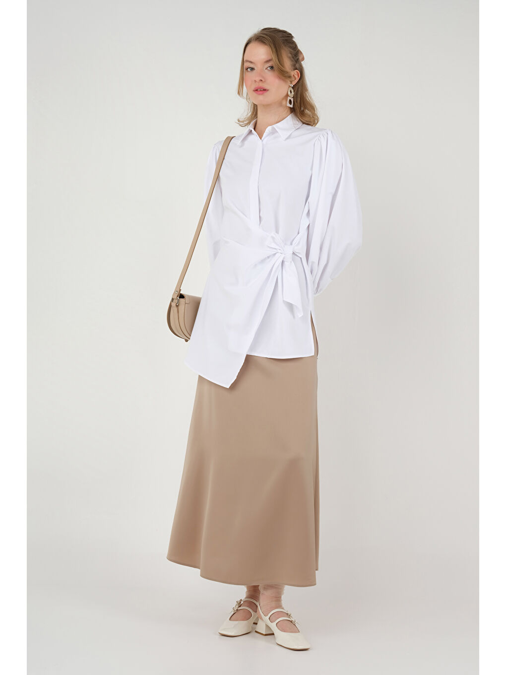 Önden Bağlamalı Gömlek Beyaz