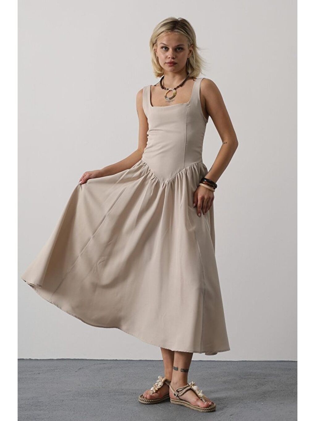 Sarı Askılı Uzun Elbise - Taş-1