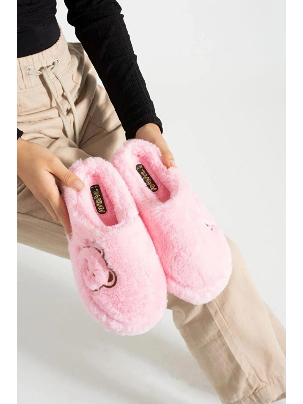 Karışık Unisex Nakışlı Kadife Ev Terliği-1