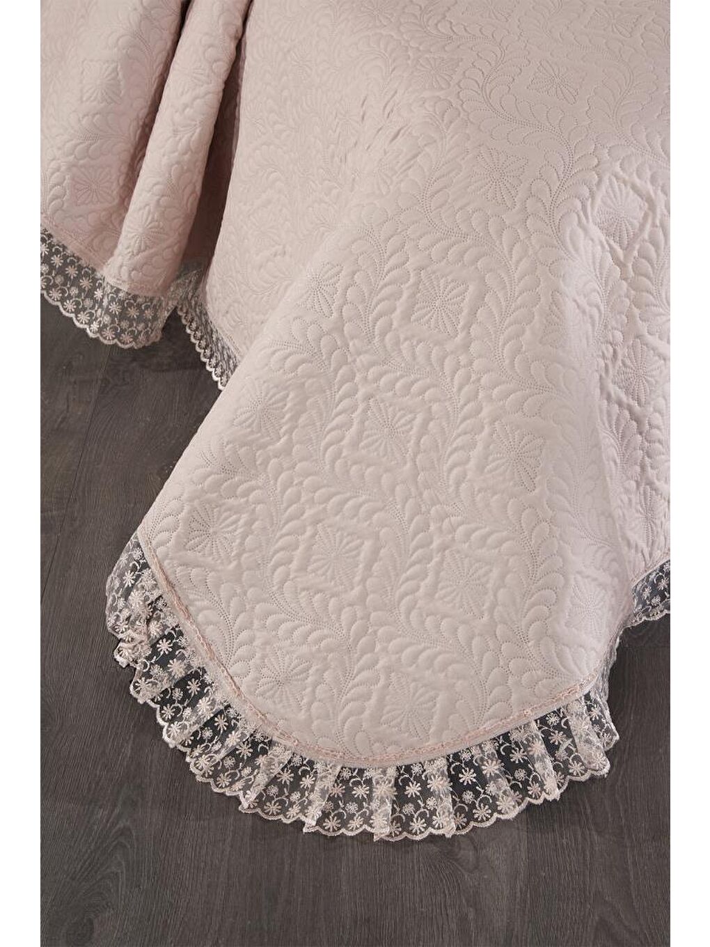 Pembe Zoya Dantelli Kapitoneli Ultrasonik Çift Kişilik Yatak Örtüsü Pudra-1