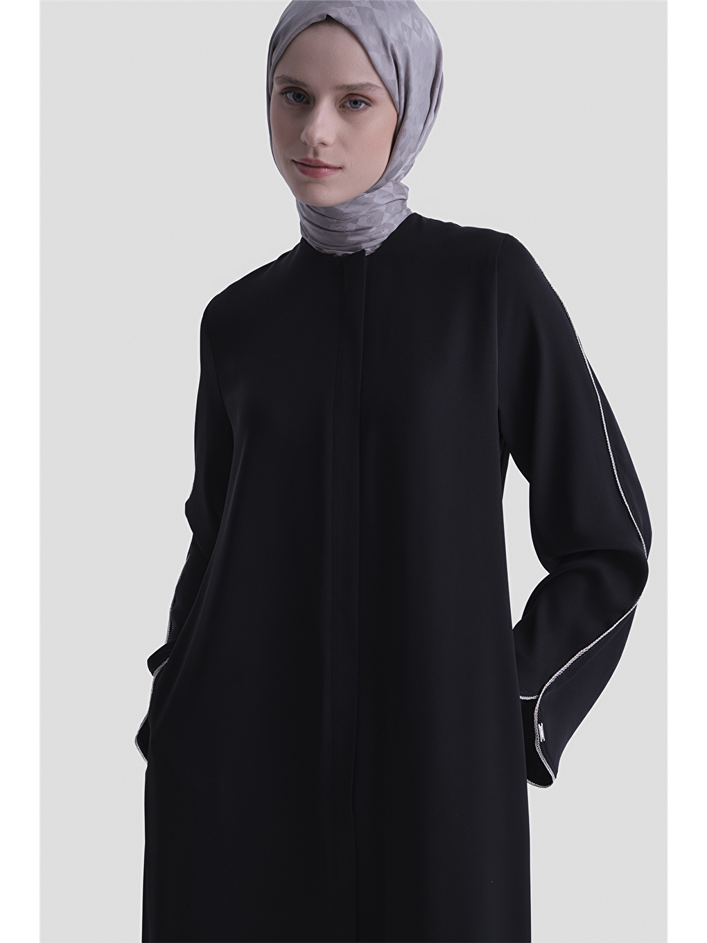 Biye Detaylı Ferace Siyah-3