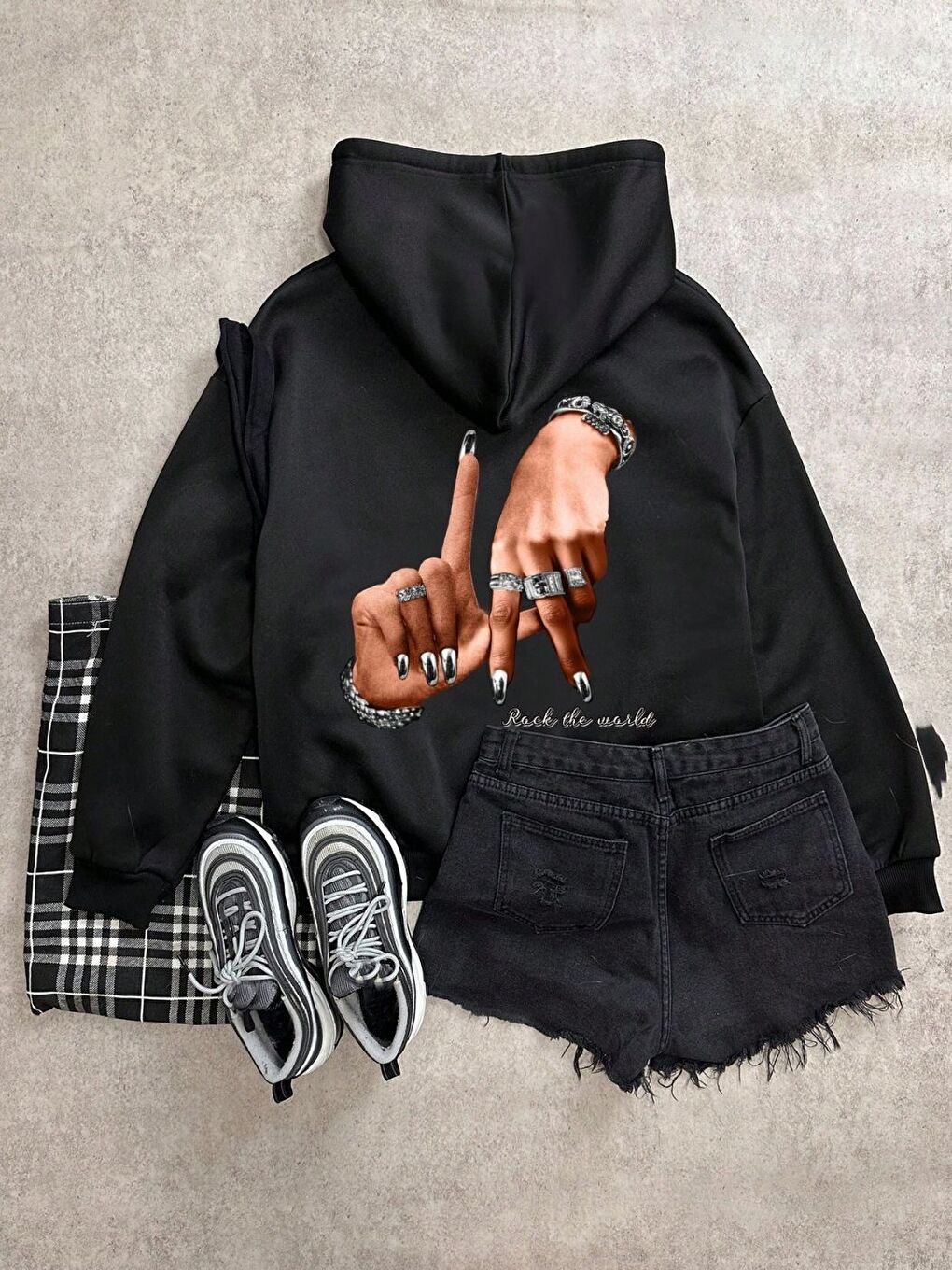 Kadın Siyah Rock The World Baskılı Oversize Kapüşonlu Sweatshirt Hoodie-1