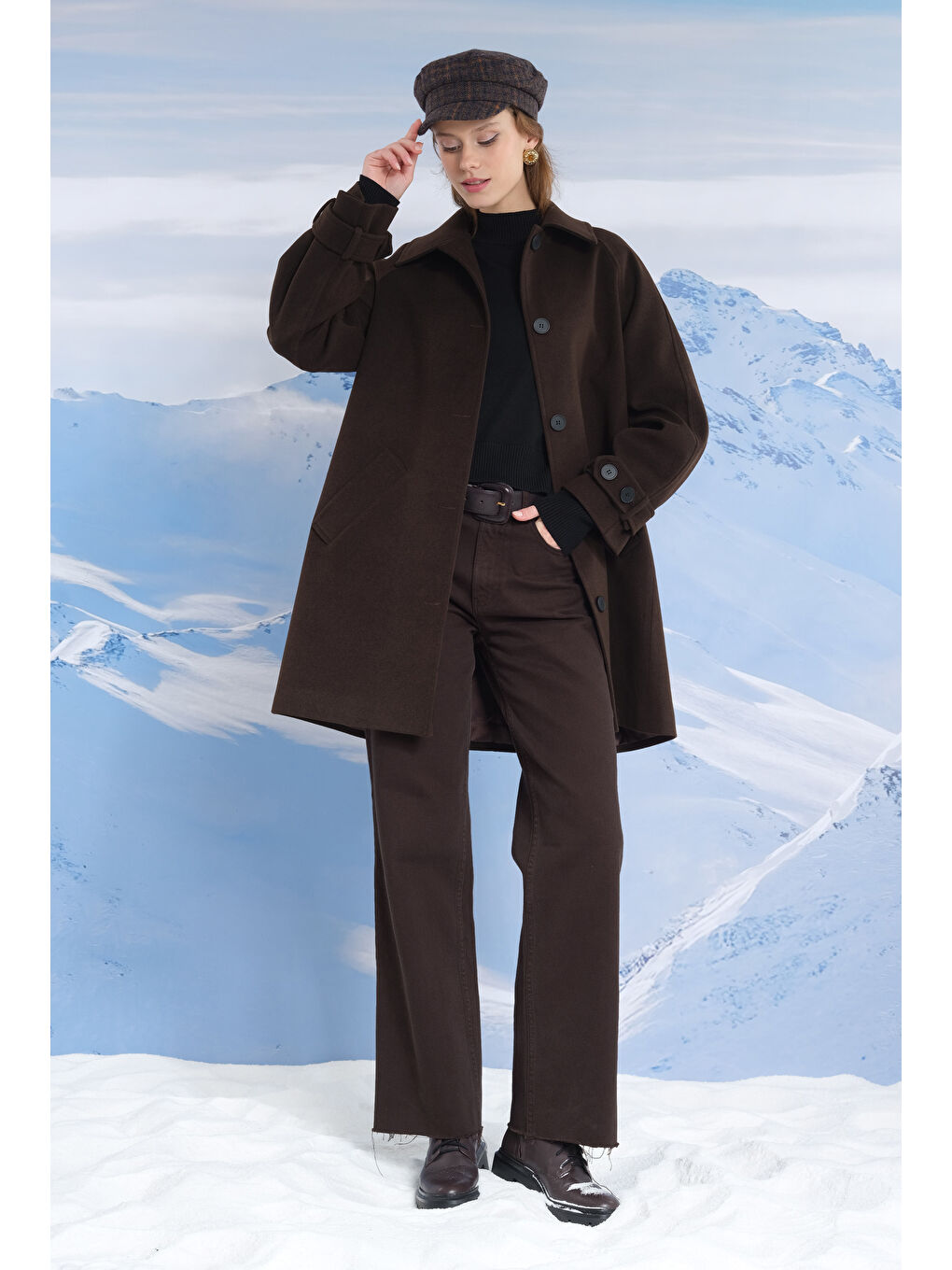 Kahverengi A Kesim Kaban Koyu Kahve