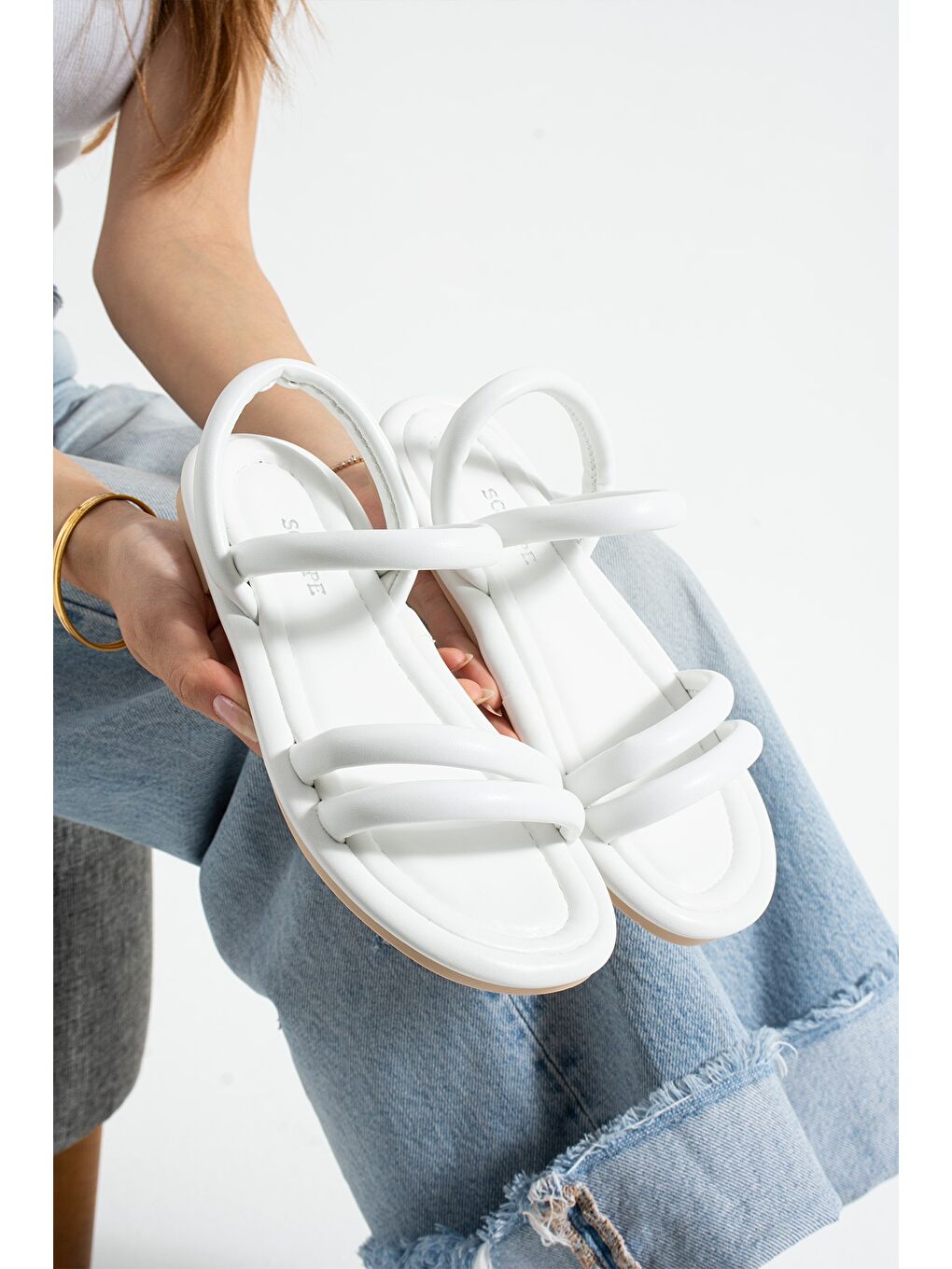 Beyaz LUNA Soft Sandalet Kadın Rahat Günlük Yazlık Ayakkabı
