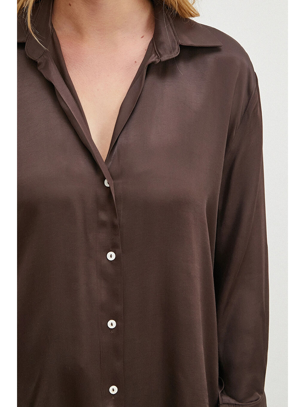 Karışık Viskon Saten Gömlek Kahve-2