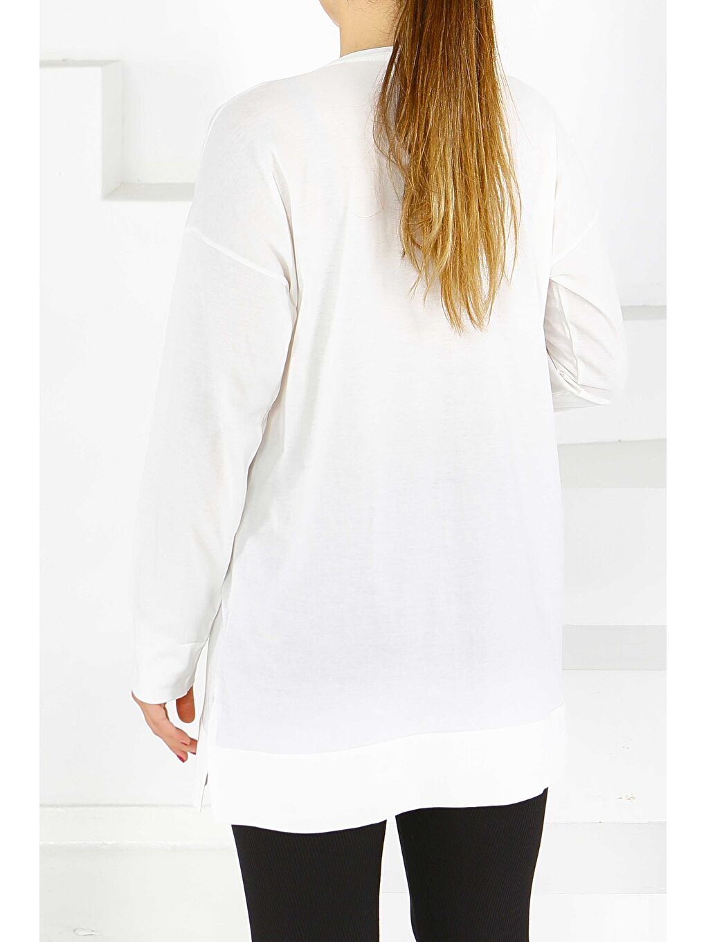 Uzun Kollu Baskılı Süprem Tunik Beyaz - 27589-3