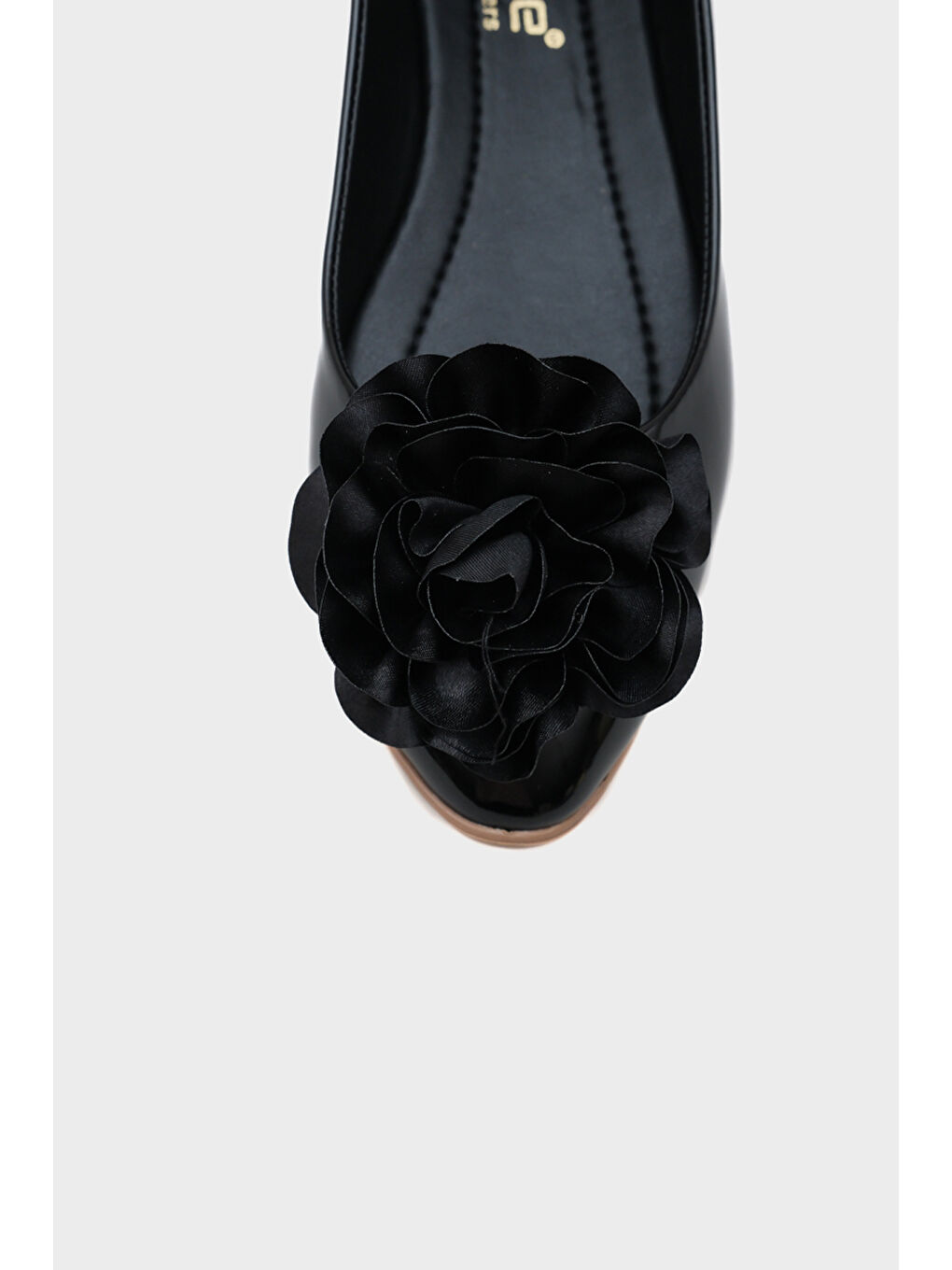 Siyah Cher Kadın Çiçekli Babet-3