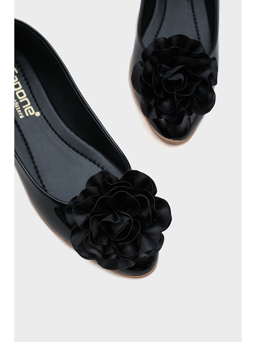 Siyah Cher Kadın Çiçekli Babet-4