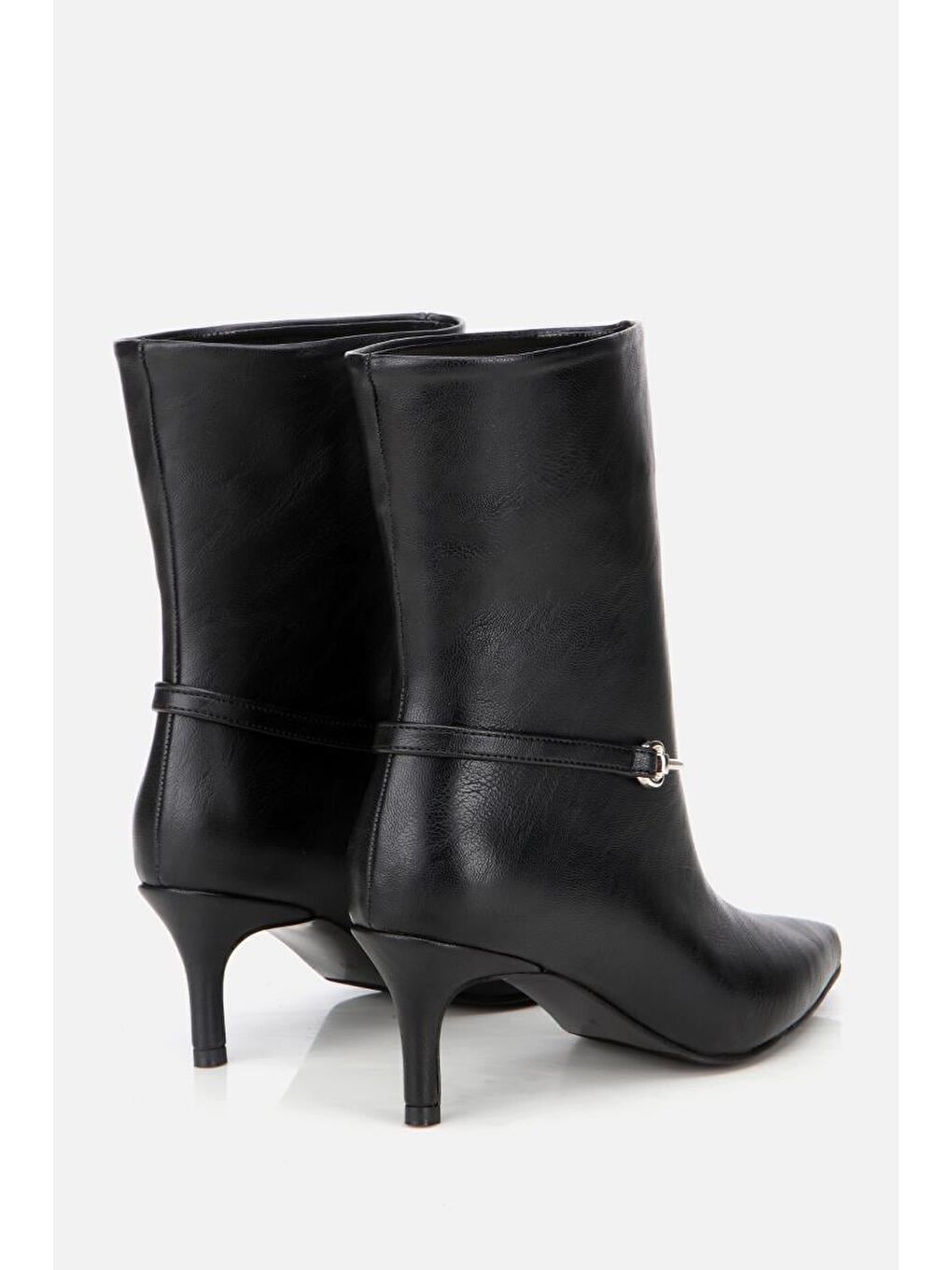 Kadın Siyah Kemer Detaylı Tokalı Bilekte Topuklu Bot-2