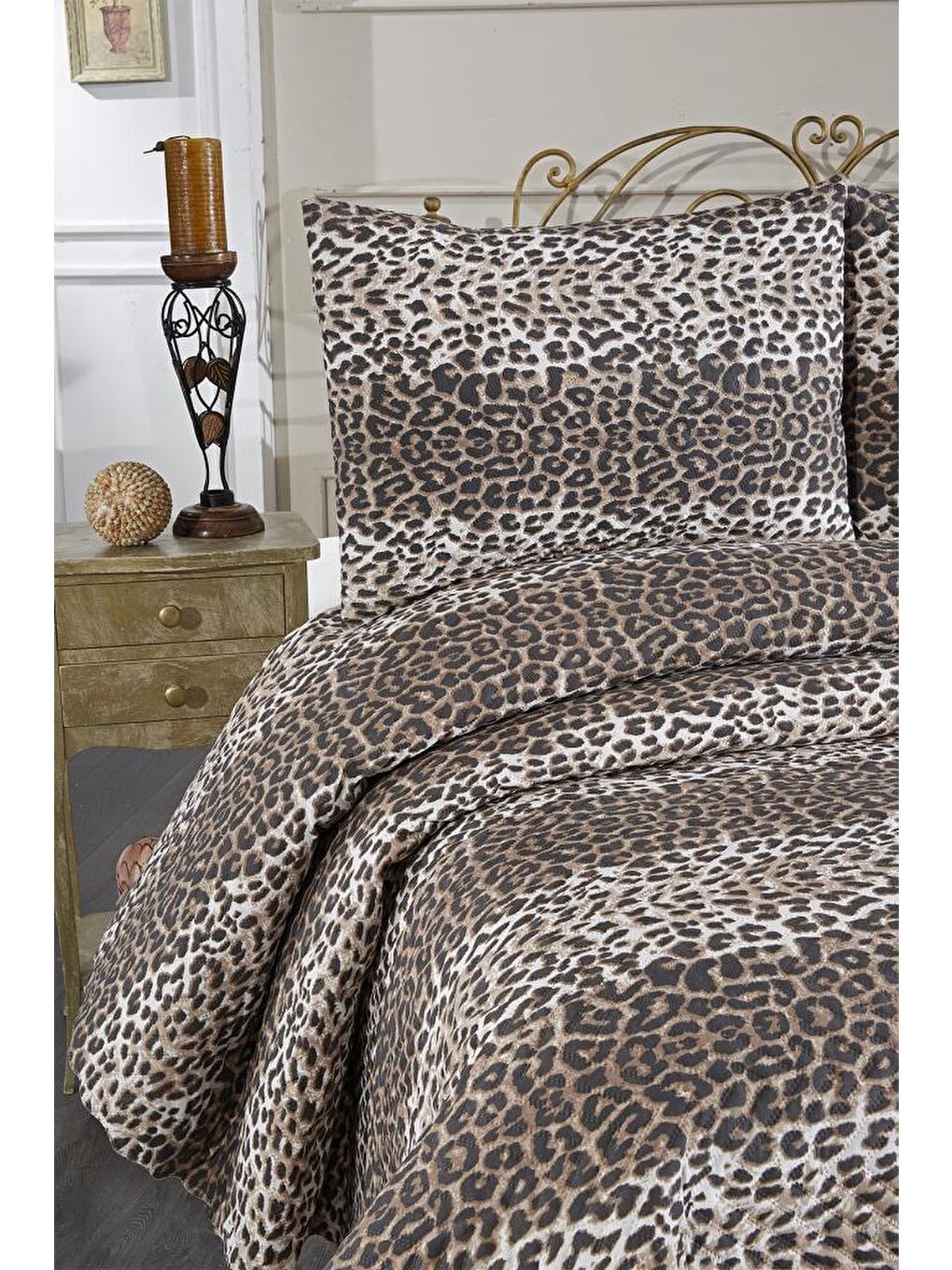 Karışık Ultrasonik Kapitoneli Leopar Çift Kişilik Yatak Örtüsü-2