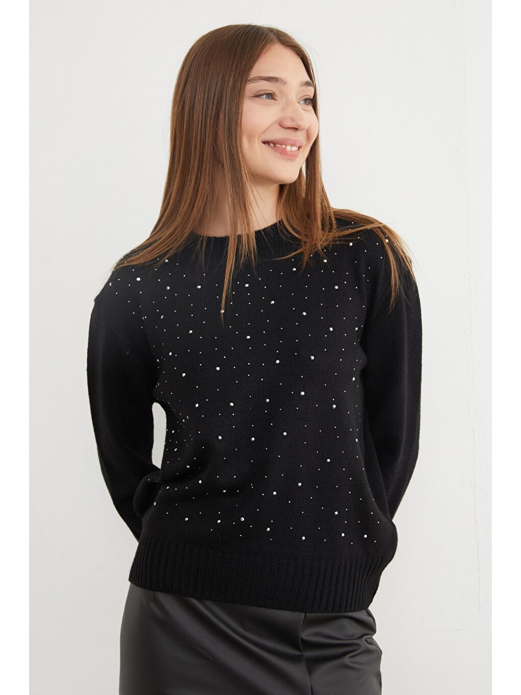 Siyah Taşlı Bisiklet Yaka Triko Kazak-1