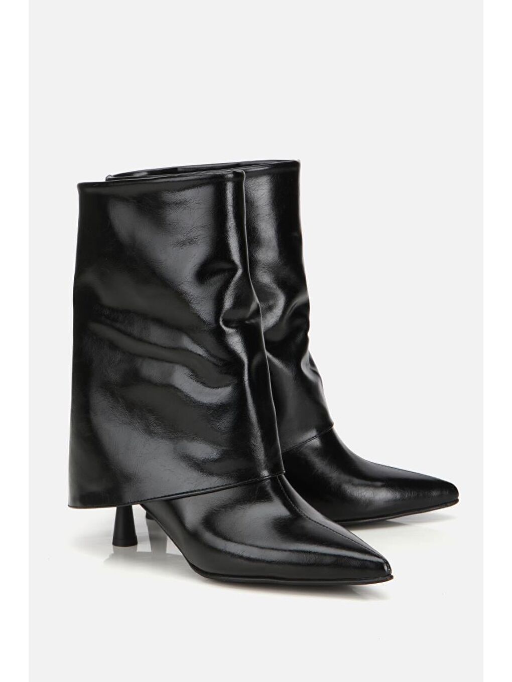 Kadın Rugan Siyah Pantolon Görünümlü Topuklu Bot-1