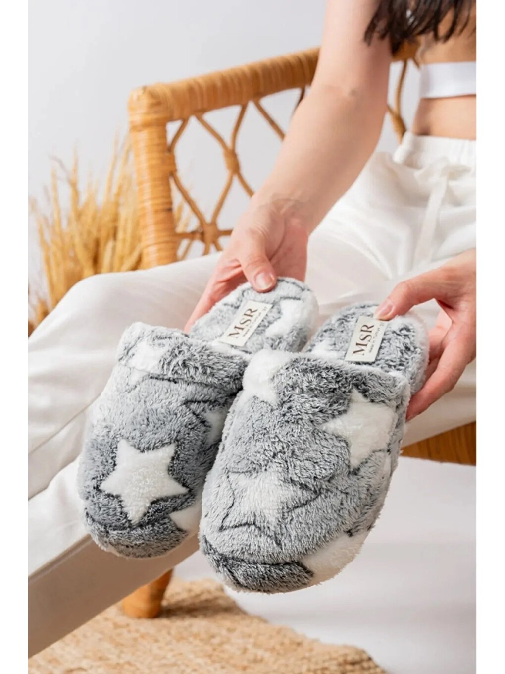 Karışık Unisex Nakışlı Kadife Ev Terliği-4