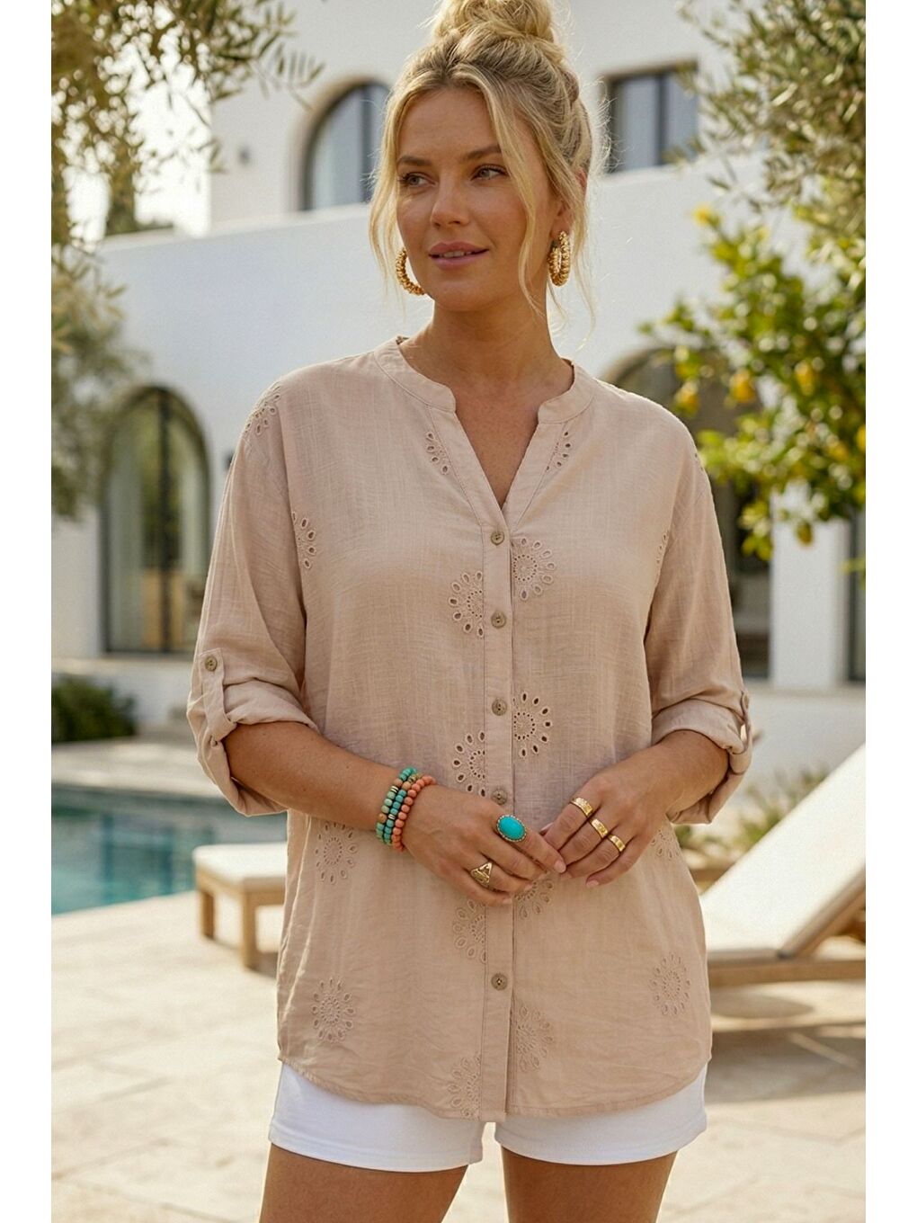 Bej Hakim Yaka Düğmeli Uzun Kollu Düğmeli Casual Müslin Dokuma Gömlek 75 63-2