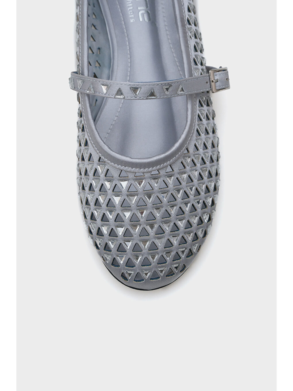 Gri Aleda Taşlı Fileli Bantlı Yuvarlak Burunlu Kadın Babet-2