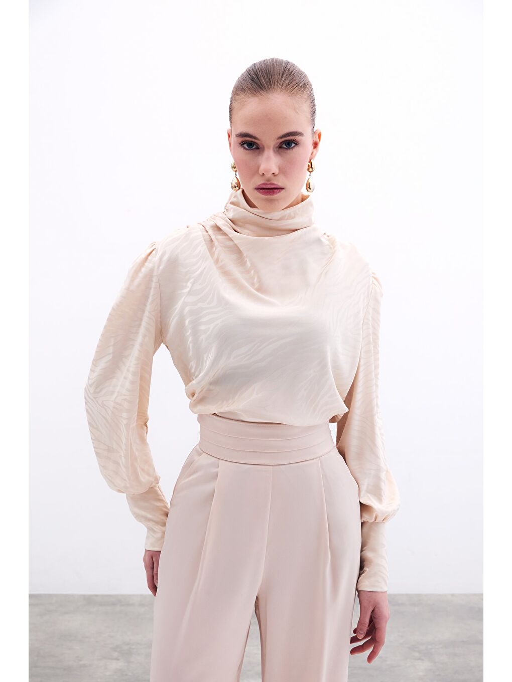 Drapeli Desenli Bluz - Bej-1