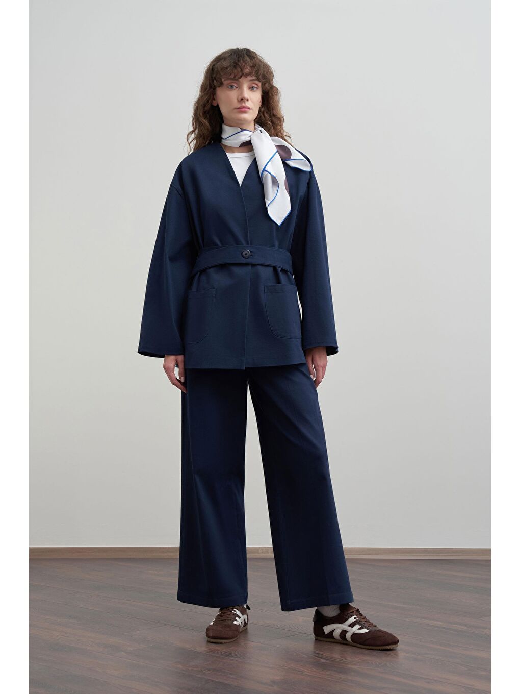 Lacivert-V Yaka Kuşaklı Gabardin Ceket-1