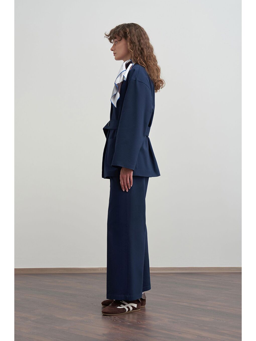 Lacivert-V Yaka Kuşaklı Gabardin Ceket-2