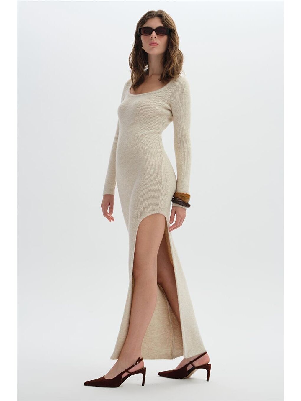 Ekru Yırtmaçlı Uzun Triko Elbise-2