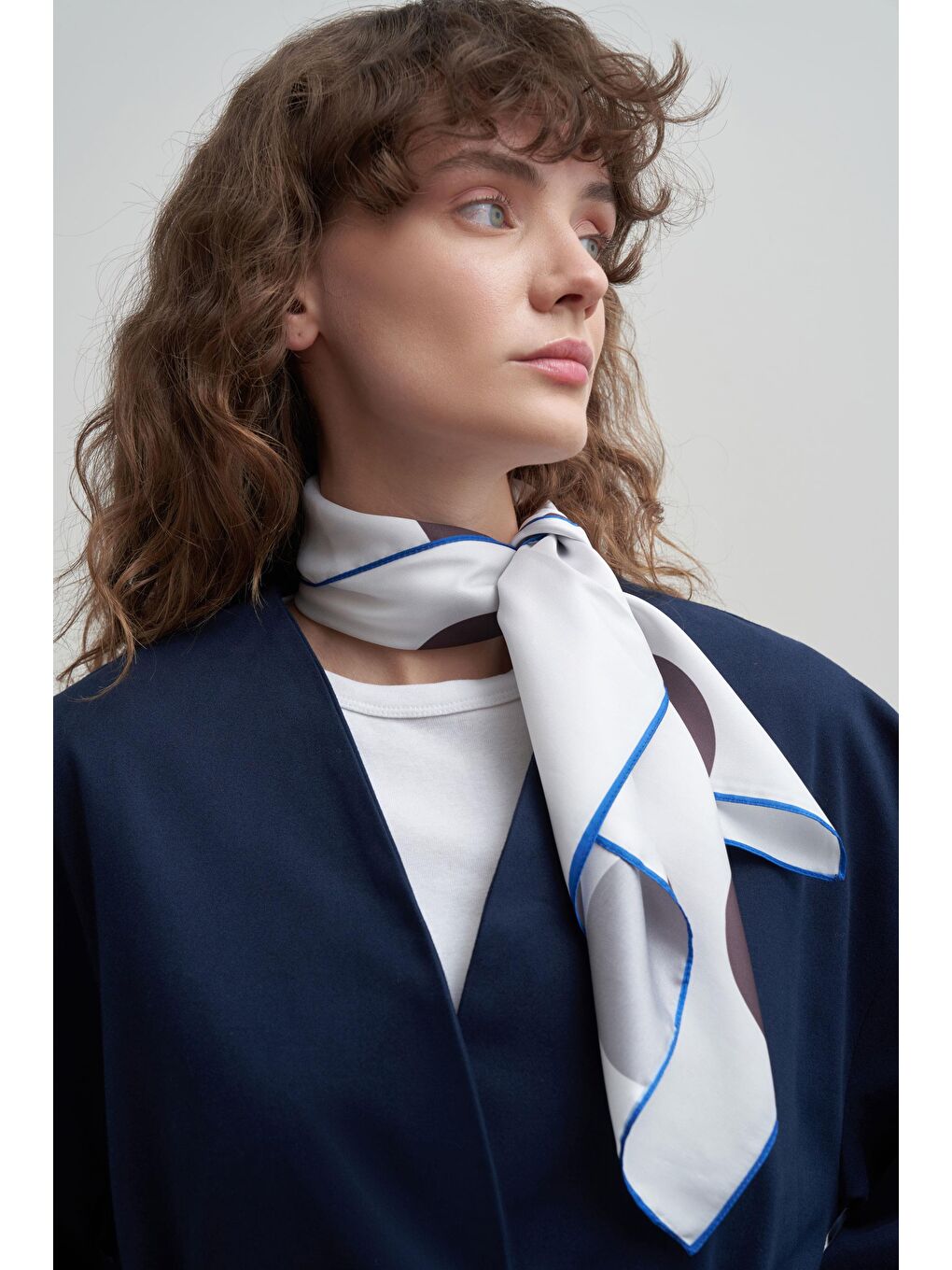 Lacivert-V Yaka Kuşaklı Gabardin Ceket-5