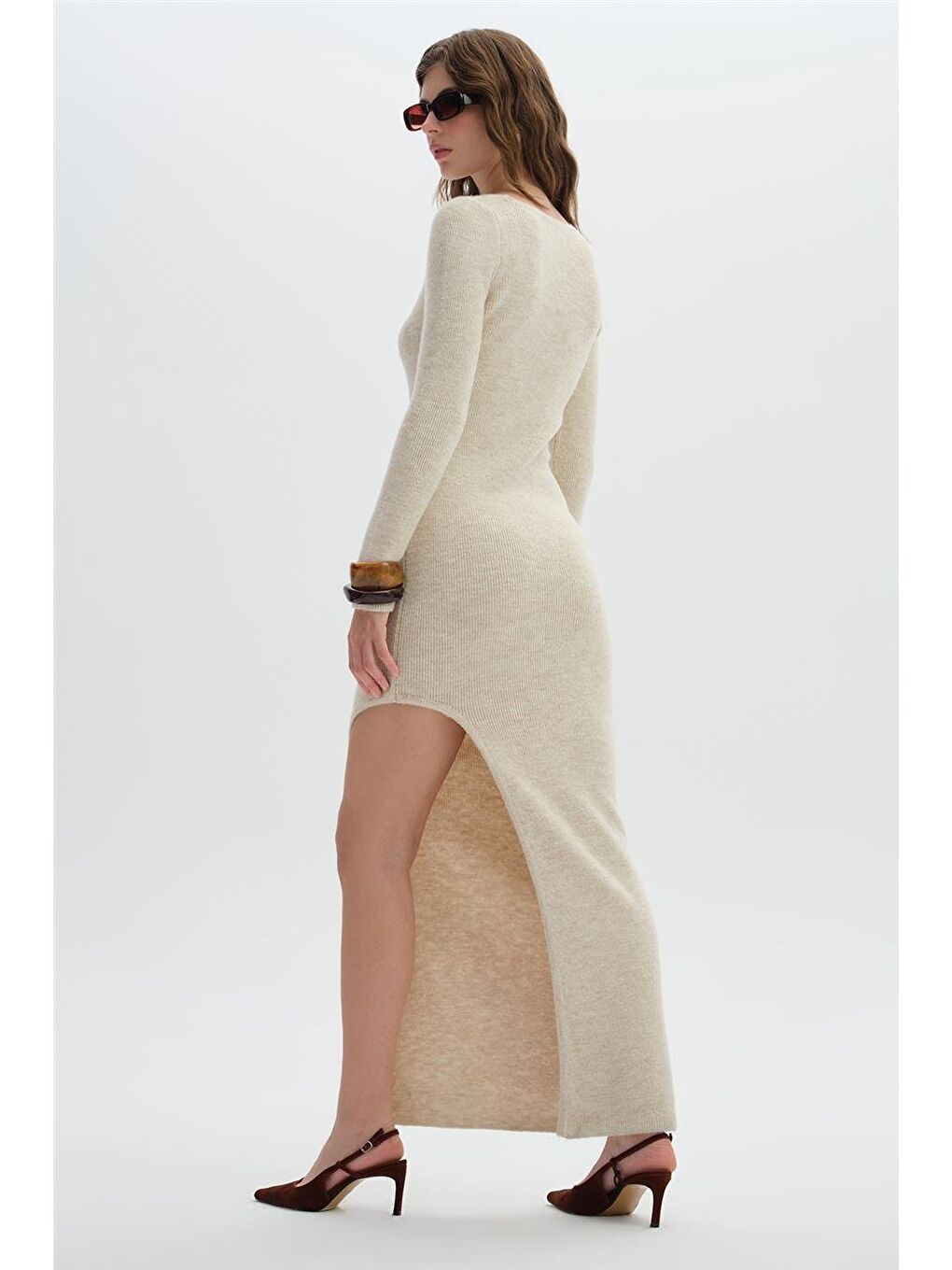 Ekru Yırtmaçlı Uzun Triko Elbise-4