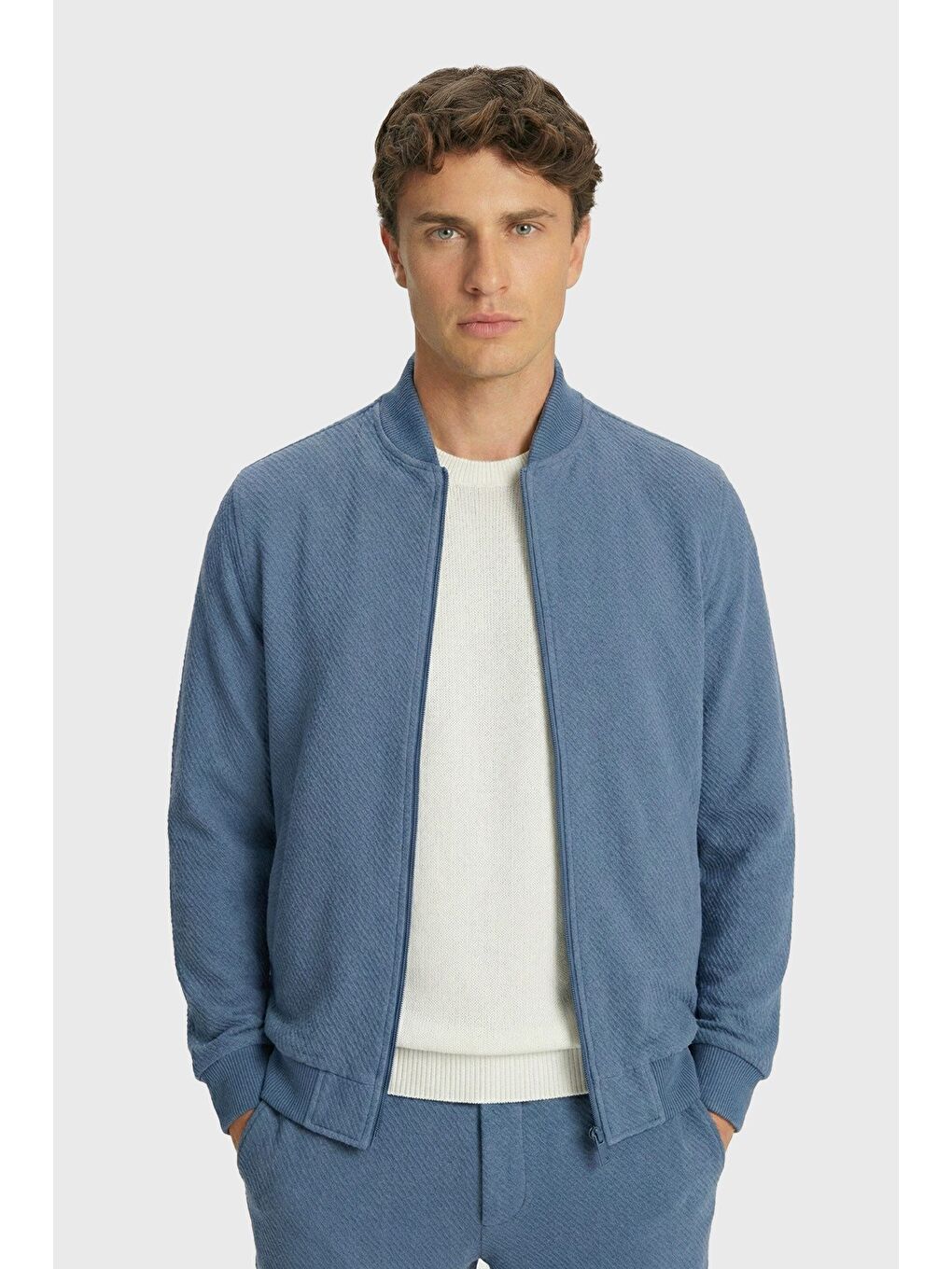 Mavi Giotelli İndigo Bomber Stil Armürlü Slim Fit Triko Yaka Fermuarlı 6 Drop Erkek Takım Elbise-2